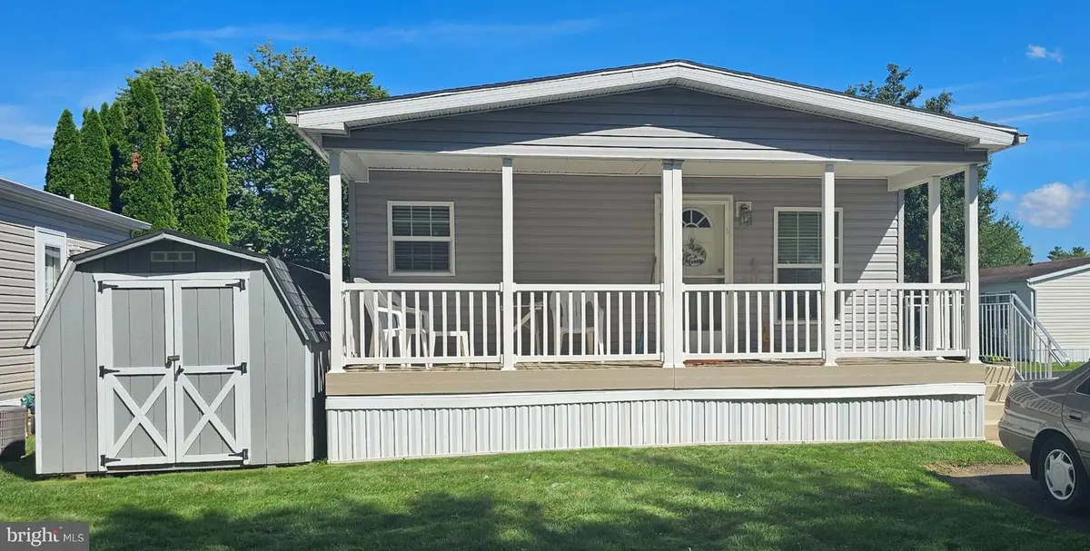 2304 Brownsville Rd #j-15, Feasterville Trevose, PA 19053 - #1