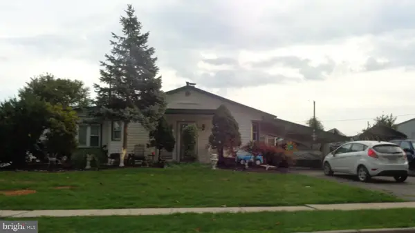 32 Valley, LEVITTOWN, PA 19057