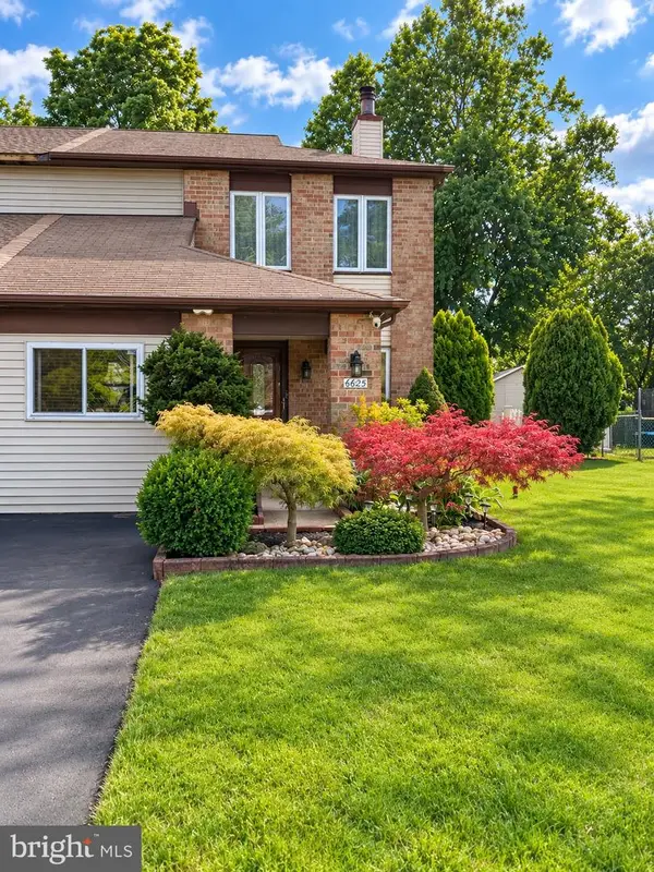 6625 Senator Ln, BENSALEM, PA 19020