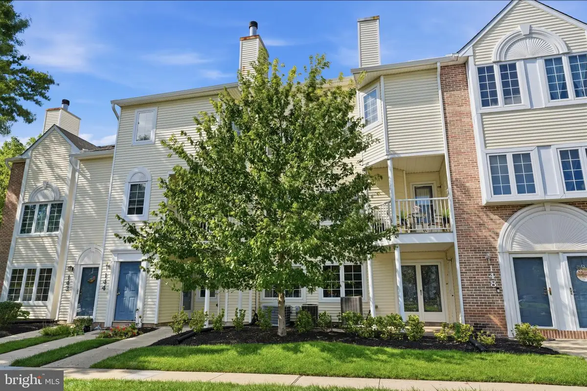 146 Naomi Ct, Levittown, PA 19057 - #1