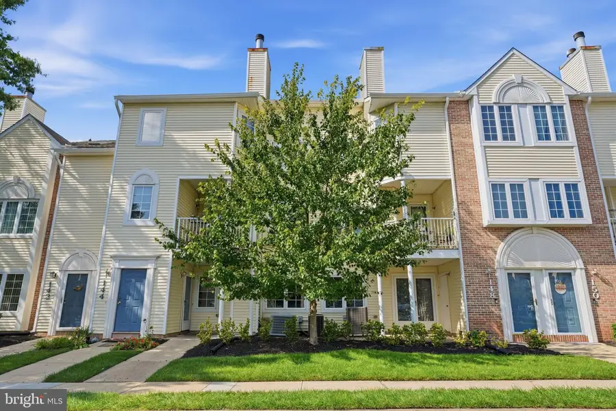 146 Naomi Ct, Levittown, PA 19057 - #2