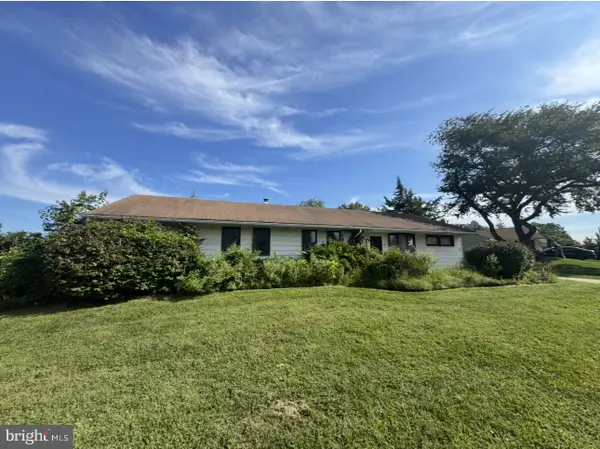 200 Allendale Dr, MORRISVILLE, PA 19067