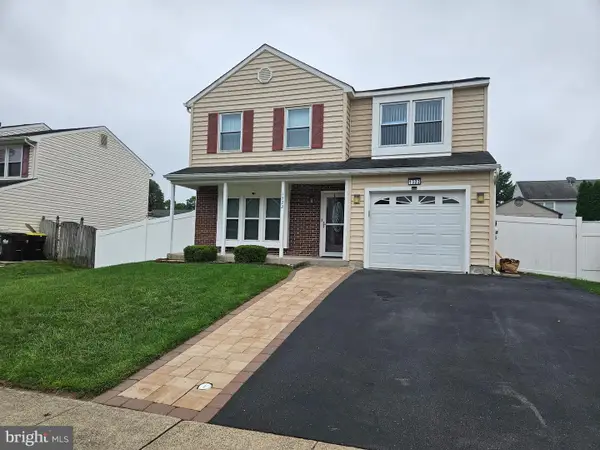 1322 Bradford Ln, BENSALEM, PA 19020