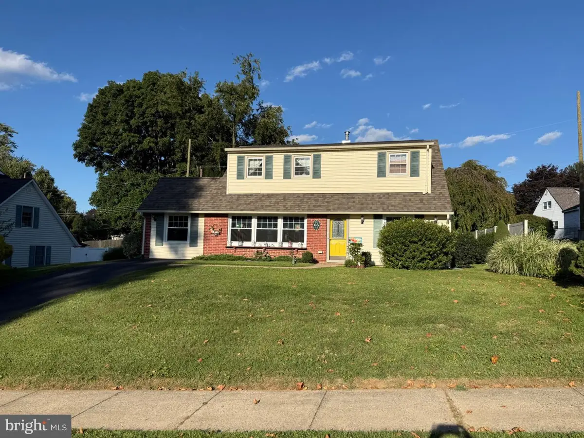 66 Quiet Rd, Levittown, PA 19057 - #1
