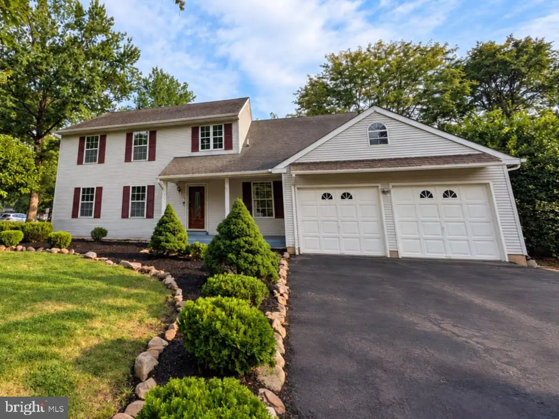 1535 Willow Pond Dr, Yardley, PA 19067 - #1