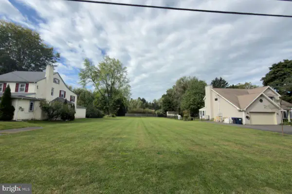 84 Iron Hill Rd, DOYLESTOWN, PA 18901