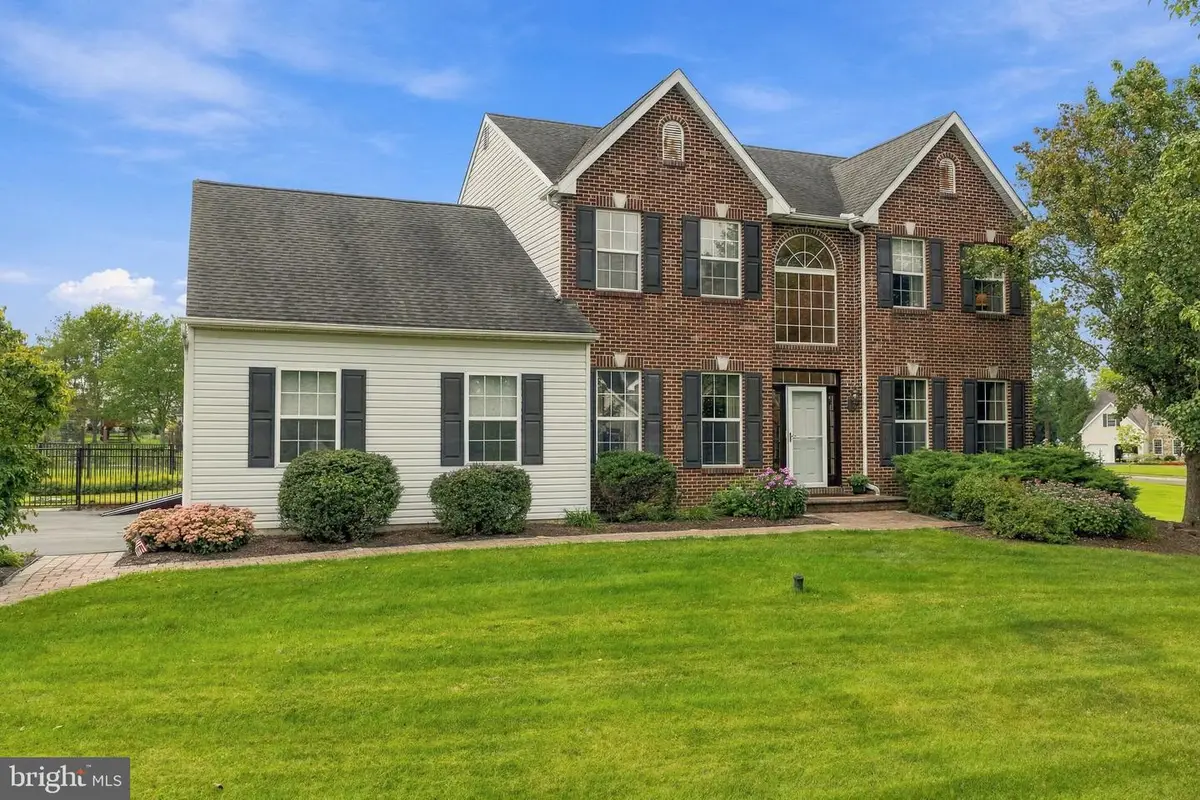 126 Crescent Dr, Chalfont, PA 18914 - #1