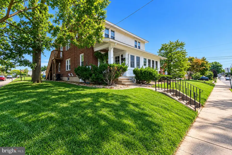 281 N Main St, Telford, PA 18969 - #2