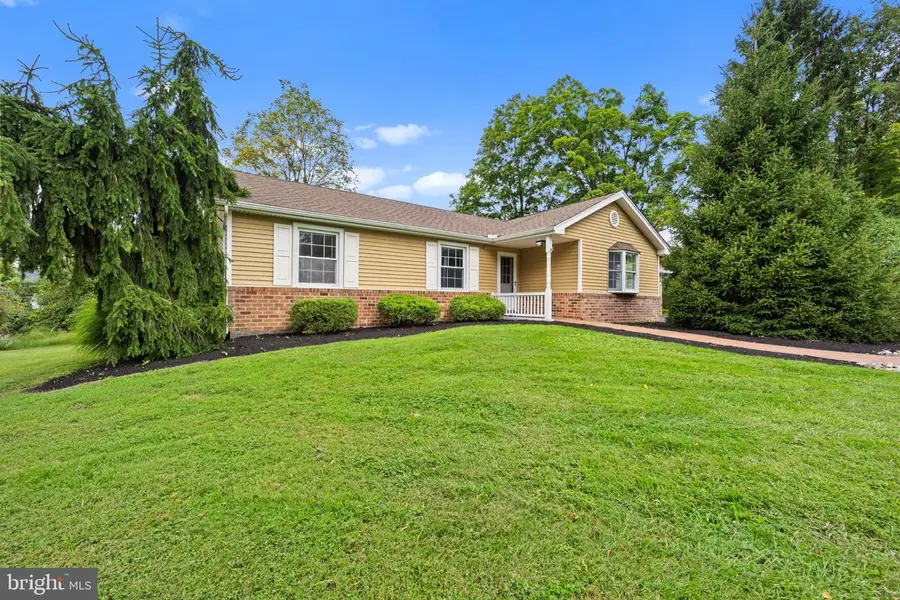 546 Mccarty Dr, Doylestown, PA 18901 - #3