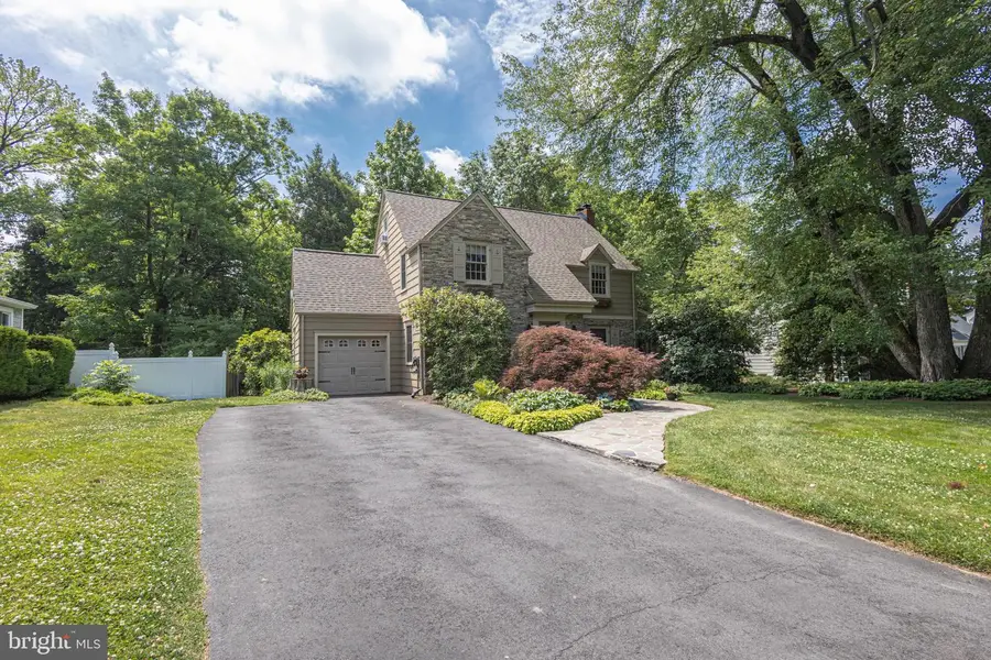 10 Effingham, Yardley, PA 19067 - #3