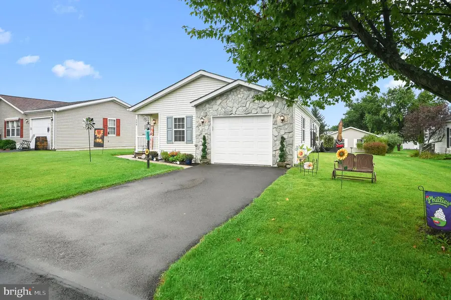 345 Countryside Cir, New Hope, PA 18938 - #2
