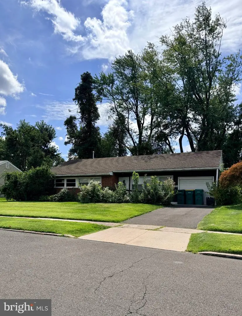 4374 Concord Dr, Feasterville Trevose, PA 19053 - #1