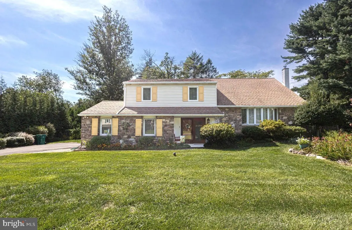 310 N Elm Ave, Newtown, PA 18940 - #1