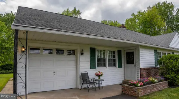 176 Marian Ave, SOUTHAMPTON, PA 18966