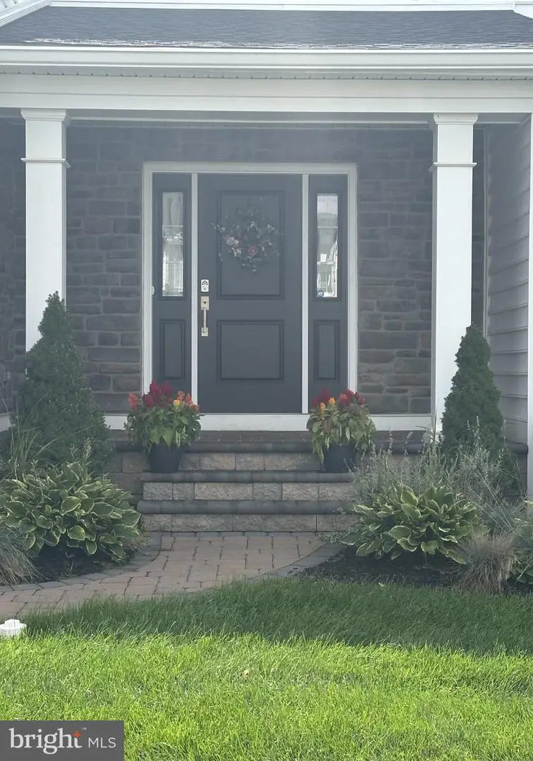 69 Lavender Dr, Yardley, PA 19067 - #2