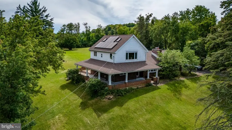 1404 Highpoint Rd, Coopersburg, PA 18036 - #2