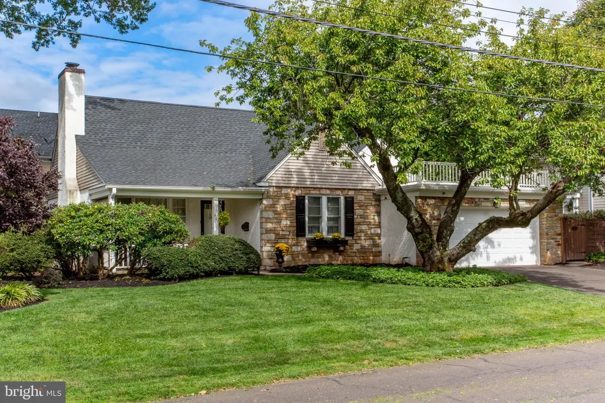 501 E Penn St, Newtown, PA 18940 - #1
