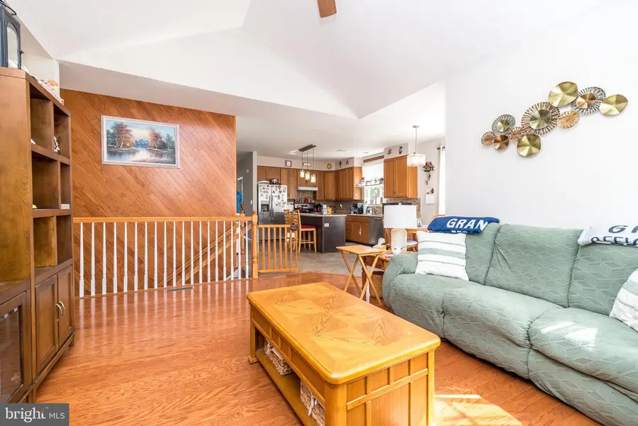 1315 Creekside Ln, Quakertown, PA 18951 - #2