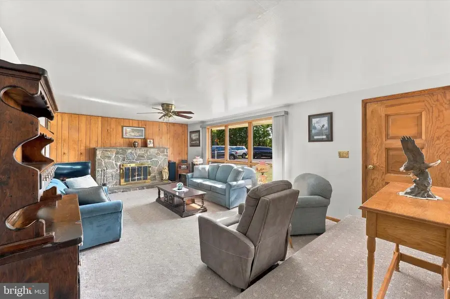2120 Branch Rd, Perkasie, PA 18944 - #2