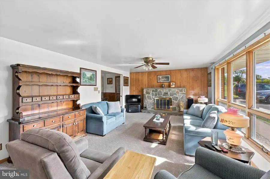 2120 Branch Rd, Perkasie, PA 18944 - #3