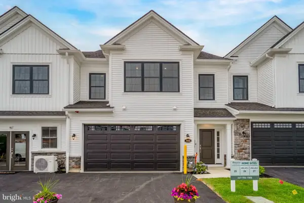 504 Fullerton Farm Ct #23, CHALFONT, PA 18914
