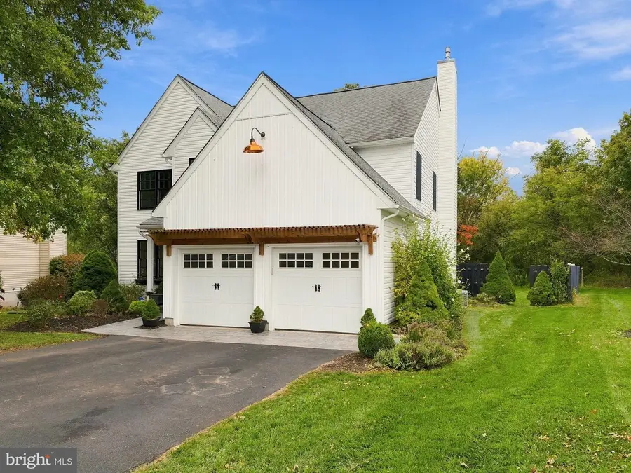 4187 Miladies Ln, Doylestown, PA 18902 - #2