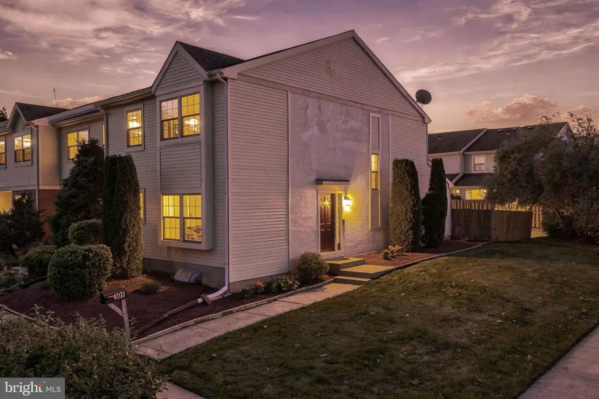 306 Ward Ct, Southampton, PA 18966 - #1
