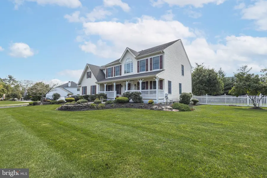 7 Mustang Ct, Southampton, PA 18966 - #3
