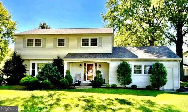 867 Olsen Dr, YARDLEY, PA 19067