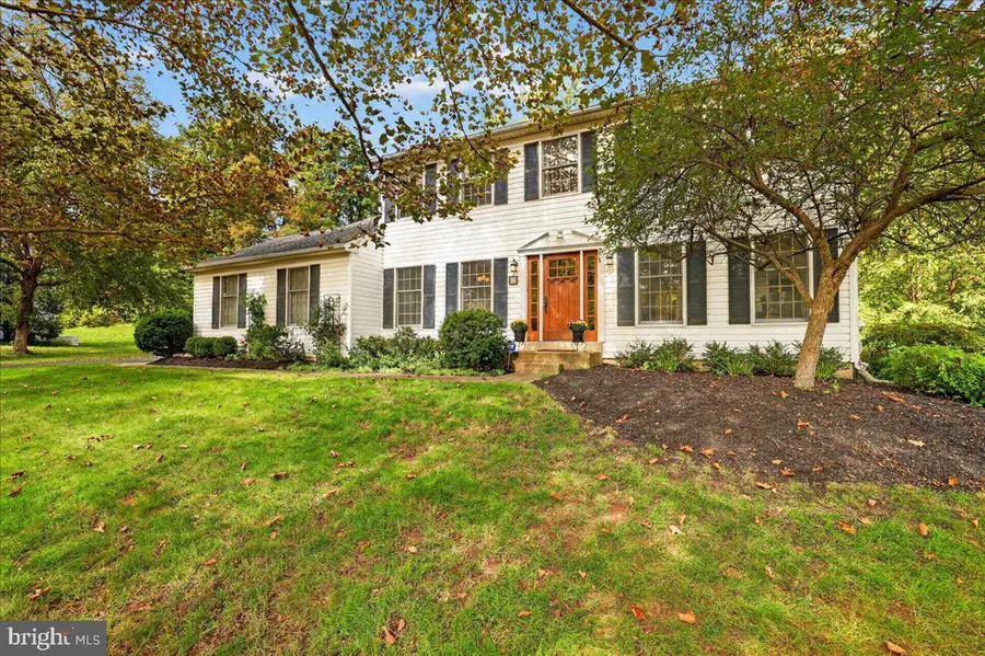 22 Steeplechase Dr, Doylestown, PA 18901 - #2