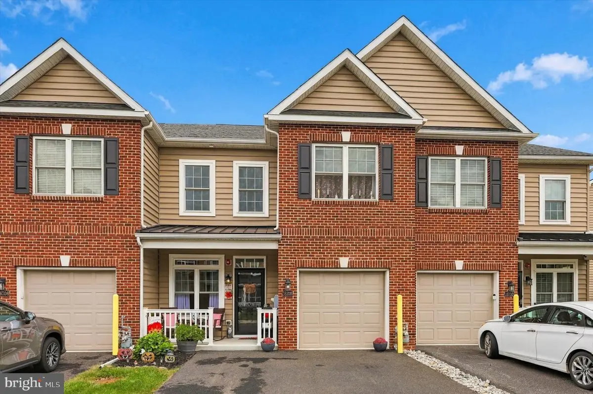 16708 River View Cir, Bristol, PA 19007 - #1