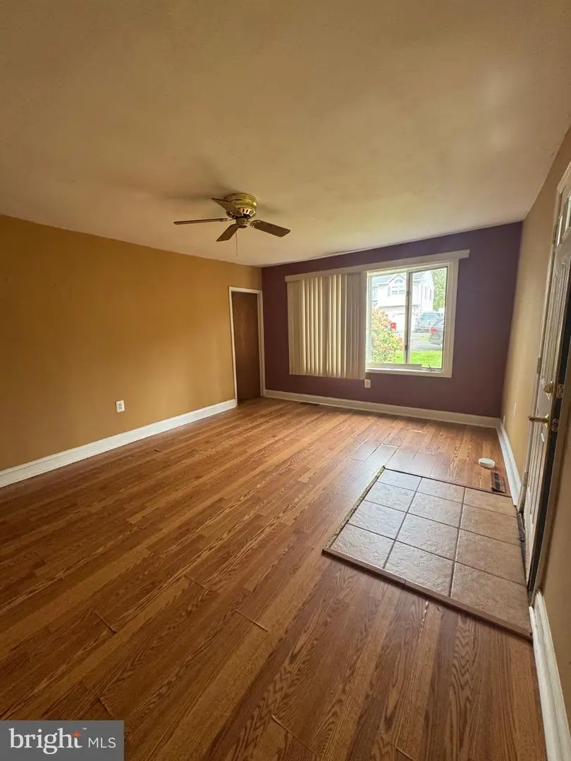 328 Fir St, Warminster, PA 18974 - #2