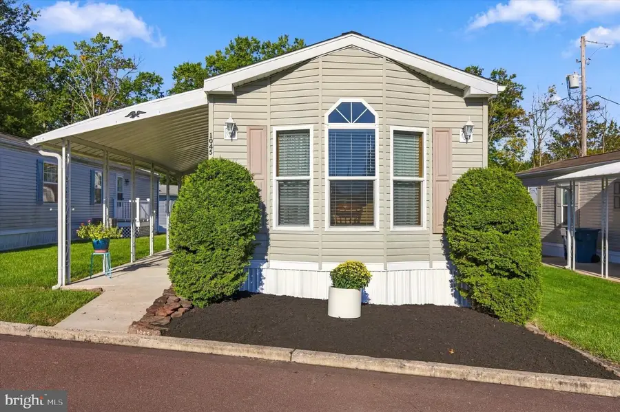 1045 Pine Cir, Telford, PA 18969 - #2