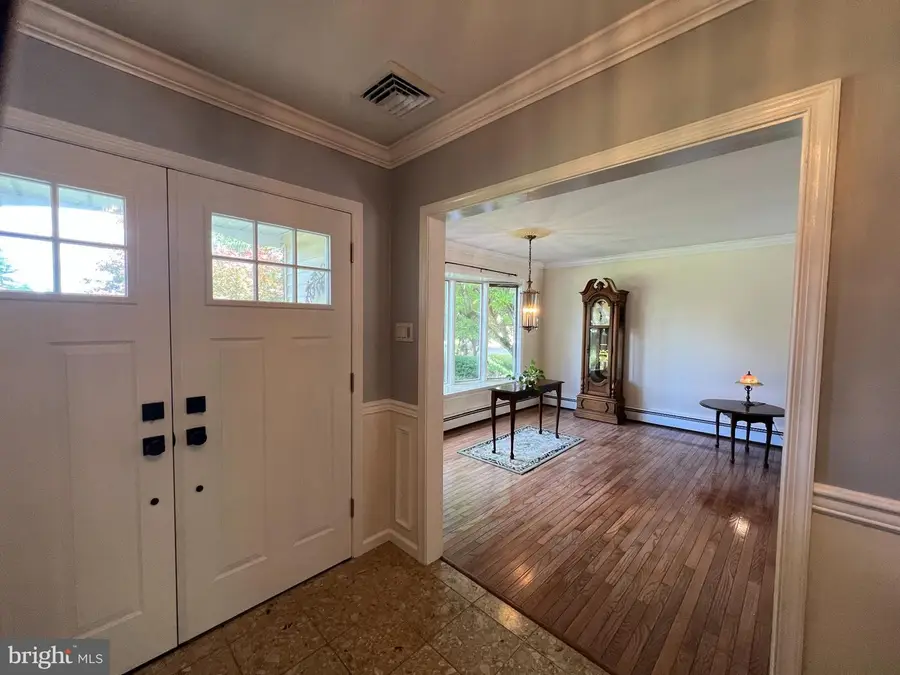 51 Temple Dr, Richboro, PA 18954 - #3