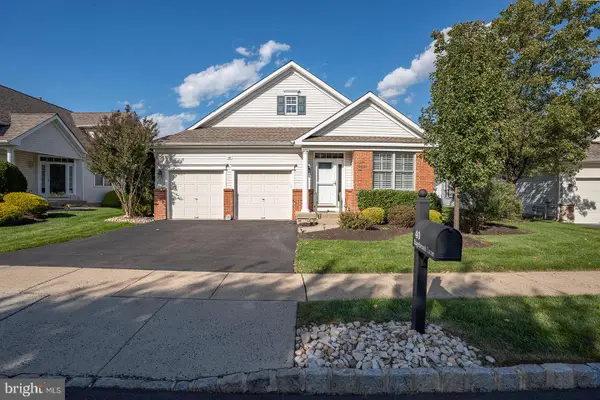 40 Sagebrush Ln, LANGHORNE, PA 19047