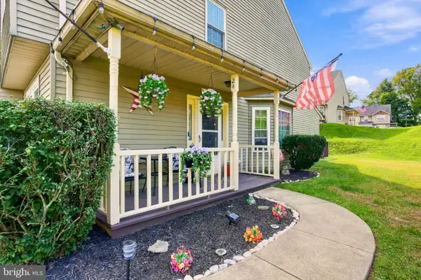 24 Pebble Ct, SOUTHAMPTON, PA 18966