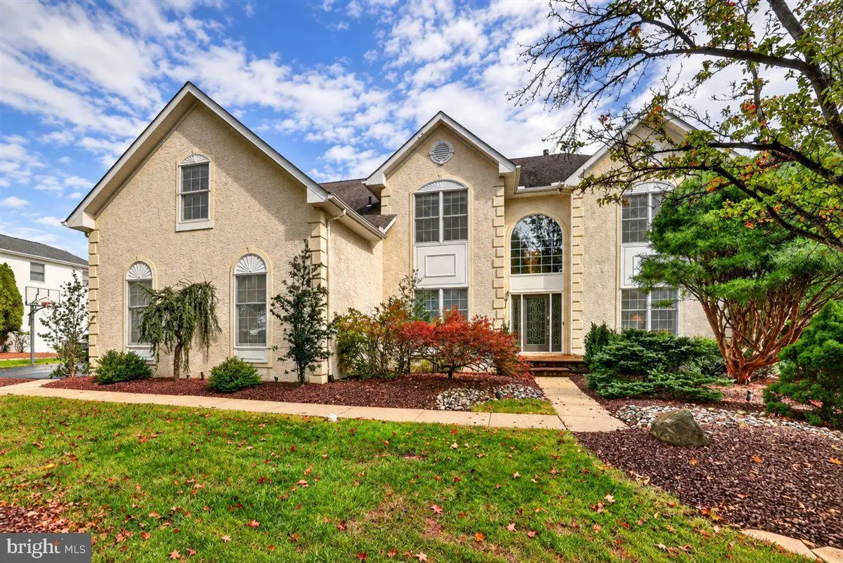 6 Dover Pl, Holland, PA 18966 - #1