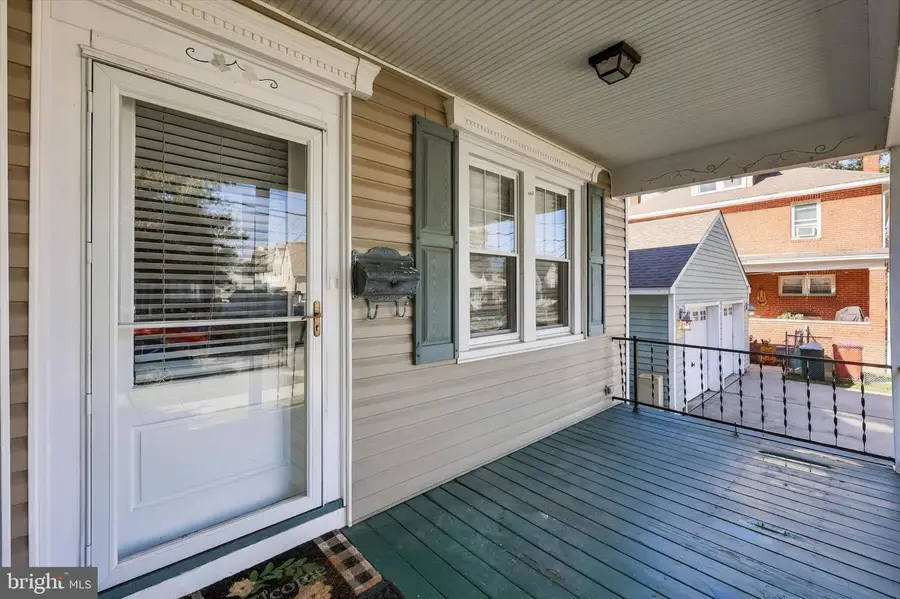 270 Monroe St, Bristol, PA 19007 - #3