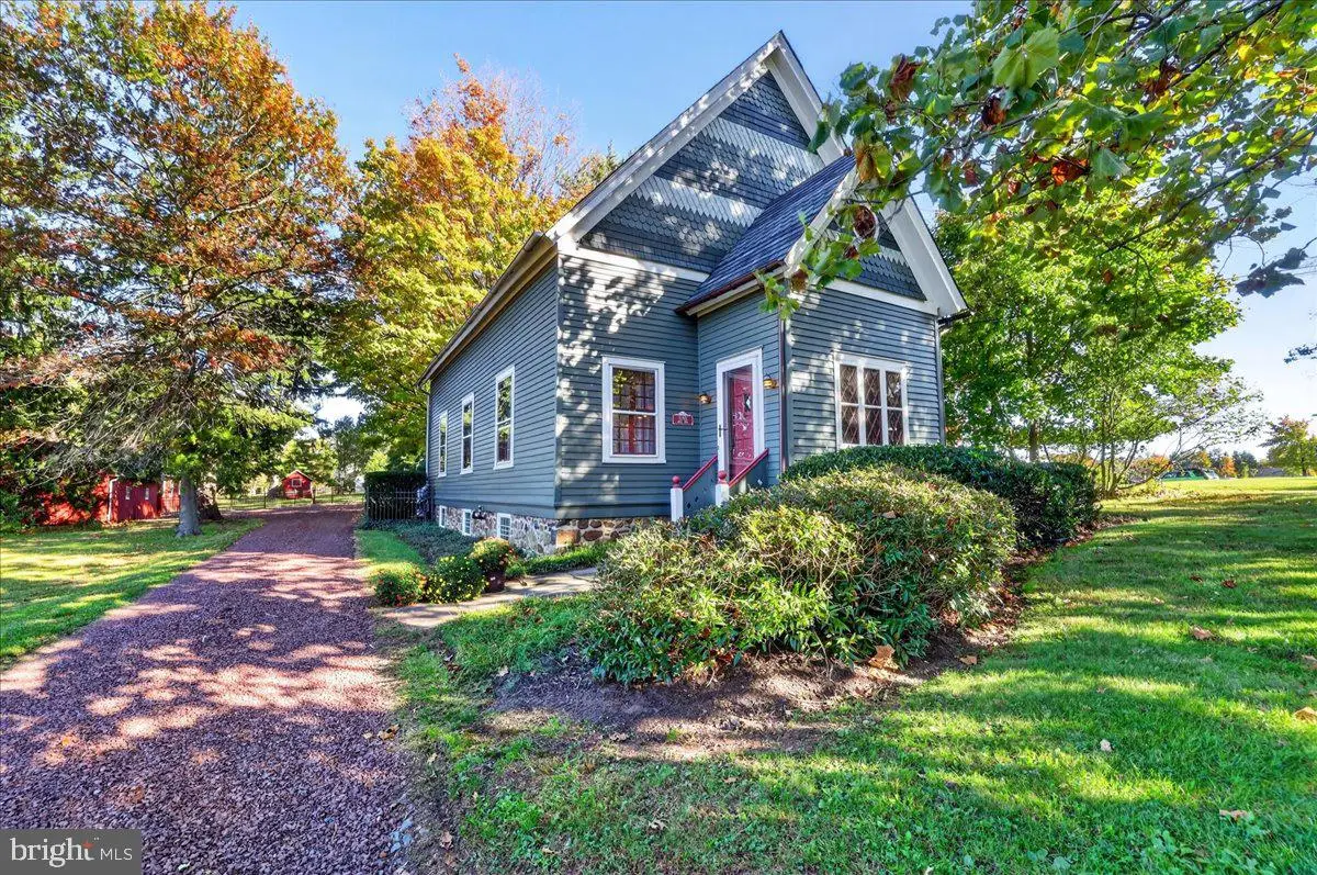 1098 Eagle Rd, Newtown, PA 18940 - #1