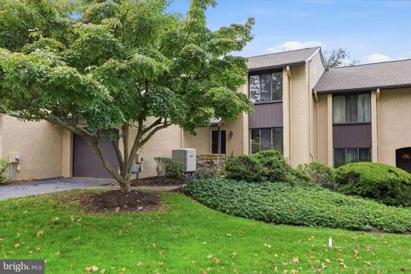 195 Golf Club Dr, LANGHORNE, PA 19047