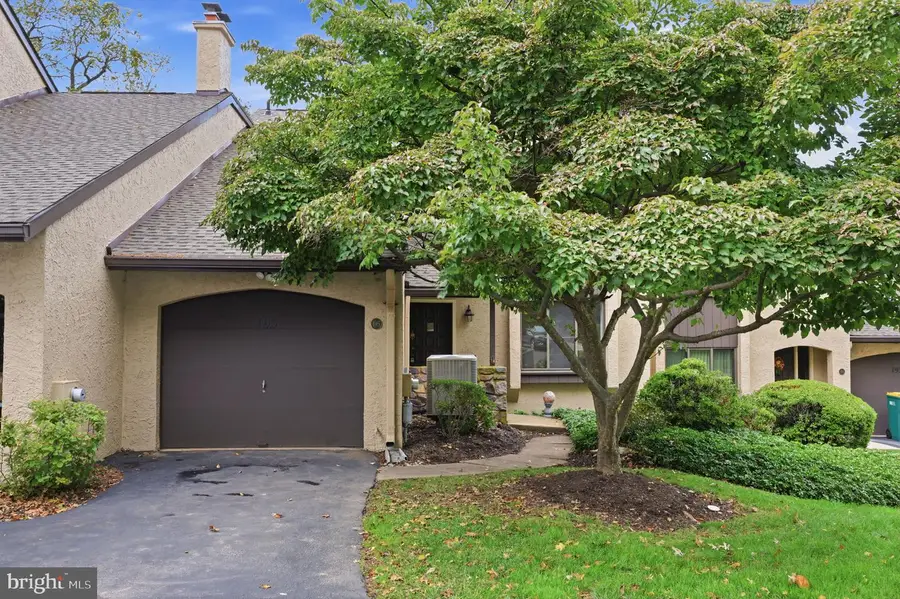 195 Golf Club Dr, Langhorne, PA 19047 - #2