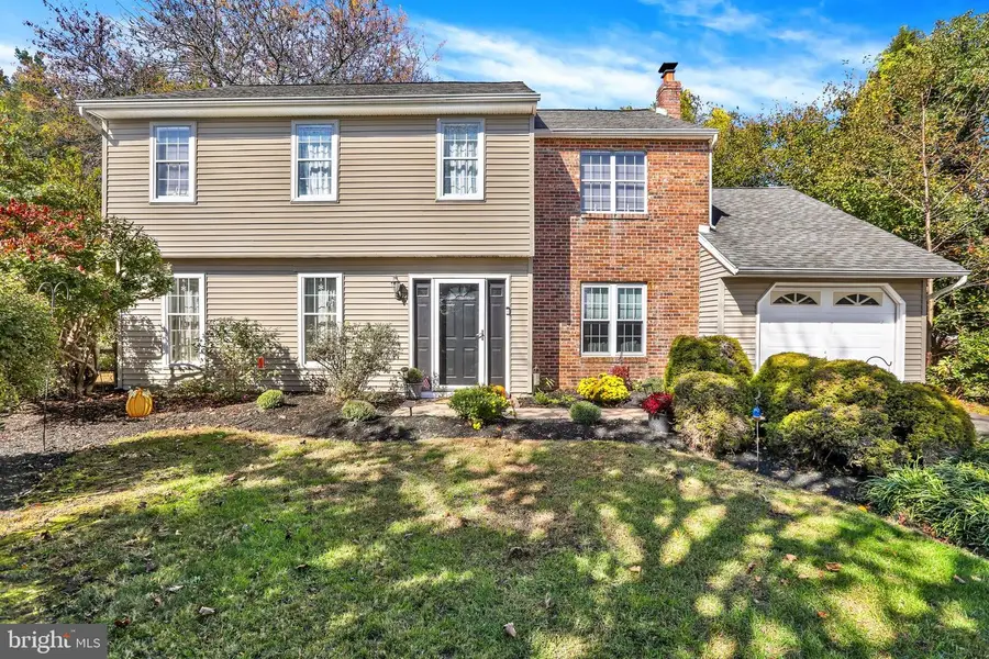 7 Andover Pl, Newtown, PA 18940 - #2