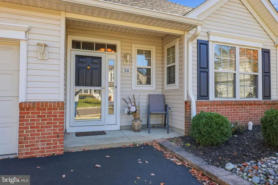 50 Black Eyed Susan Rd, Langhorne, PA 19047 - #2