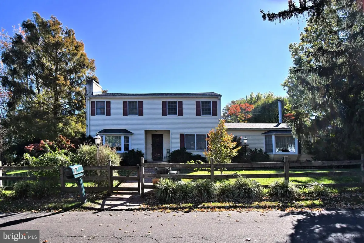 37 N Eastview Ave, Feasterville Trevose, PA 19053 - #1