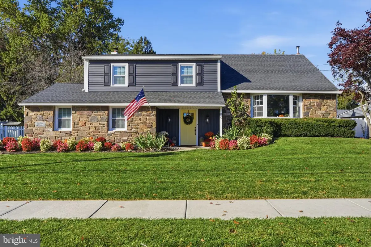 186 Fletcher Dr, Yardley, PA 19067 - #1