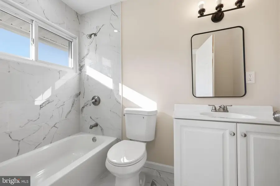 17 Idolstone Rd, Levittown, PA 19057 - #3