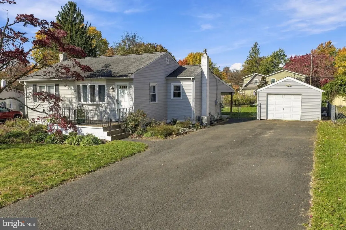 1600 Lake Rd, Feasterville Trevose, PA 19053 - #1