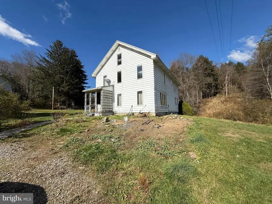 242 Trout Ln, Ebensburg, PA 15931 - Image #3