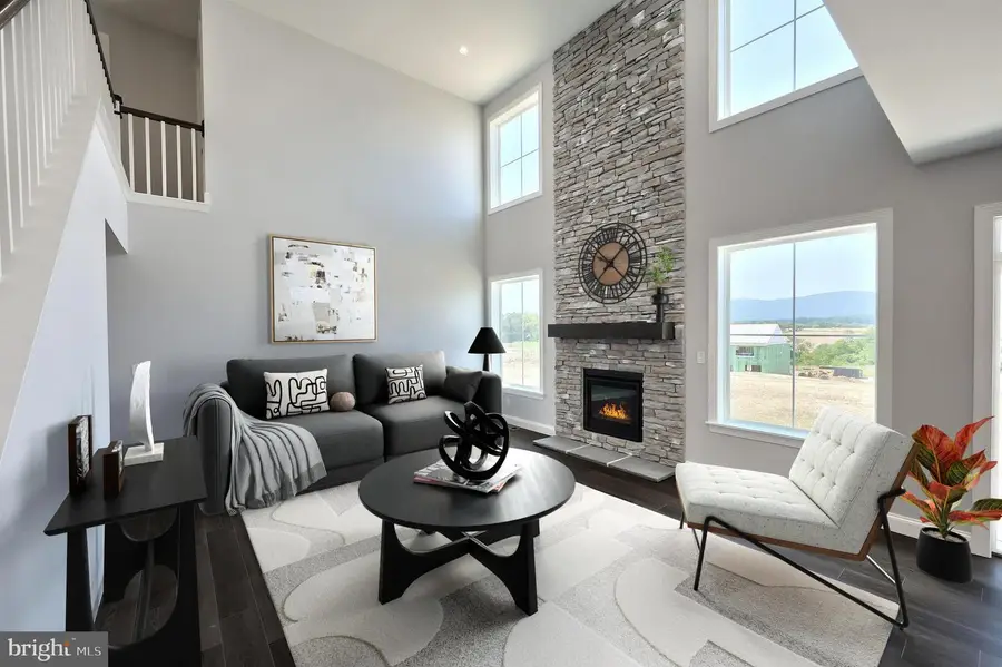 121 South Mountain Dr, Carlisle, PA 17013 - Image #2