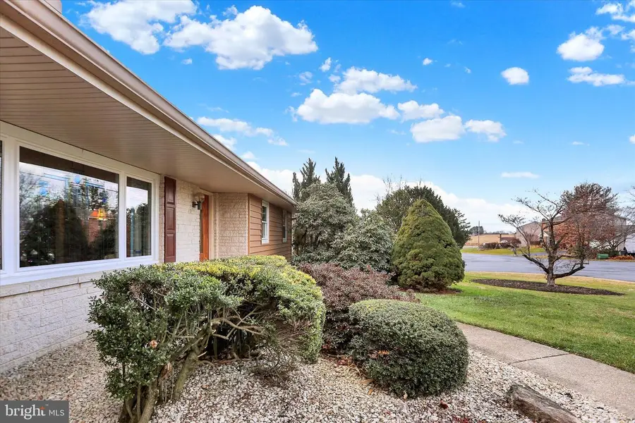 201 Westview Drive, Mechanicsburg, PA 17055 - Image #3